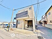 お客様の求める本当の“住み心地とは何なのか。そのための一手間一工夫を惜しみません。街並みや周辺の環境に呼応しながら、美しく、そして毎日の暮らし。