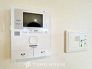 見える安心をカタチにしました。誰が来てもわかる様にモニター付きインターホンを設置。