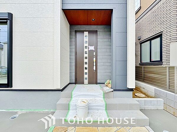 玄関を拡大表示