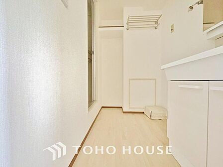 平日の朝であっても、落ち着きとくつろぎを感じられる。時間に余裕とゆとりを持たせます。