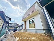 太陽に愛された邸は、陽当り通風に優れた魅力的で快適さを追求した邸宅です。