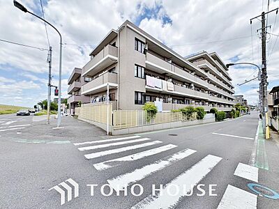 外観:四季折々の変化を楽しめる心地よい場所。時間の経過と共に味わいが出る素敵な空間へ。 外観:四季折々の変化を楽しめる心地よい場所。時間の経過と共に味わいが出る素敵な空間へ。