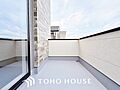 日が昇り、そし...