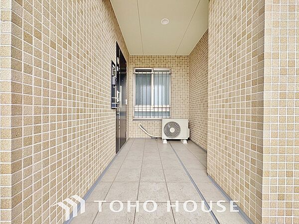 玄関を拡大表示