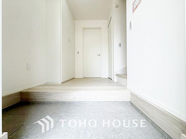 玄関を拡大表示