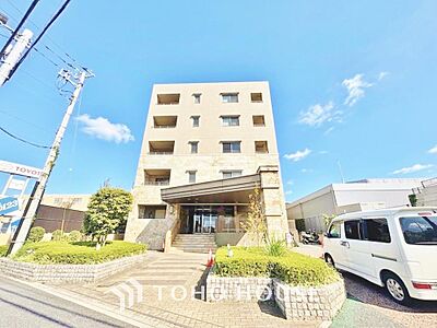 外観:住まいの本質の部分から、住み心地や安全性を見つめ直しました。 外観:住まいの本質の部分から、住み心地や安全性を見つめ直しました。