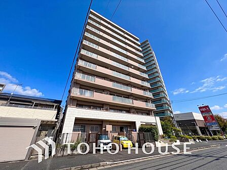 物件の陽当りや通風・仕様設備やお部屋の大きさの比較、近隣・周辺環境や街並みなど、資料には掲載していない情報が現地にはたくさんあります。是非一度、現地をご確認ください。