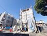 外観：周辺環境とのコラボレーションにより明るく開放的な空間を演出しております。