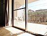 室内：住みながらお庭を持つ。そんな贅沢が実現する戸建。日当たりも良く、家庭菜園や植栽を育てるのに適したお庭はこれからの生活に緑という癒しを与えてくれます。