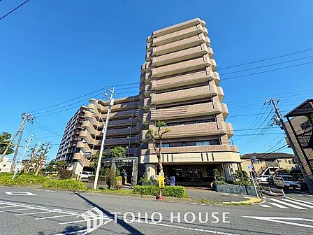 お客様の求める本当の“住み心地とは何なのか。そのための一手間一工夫を惜しみません。街並みや周辺の環境に呼応しながら、美しく、そして毎日の暮らし。