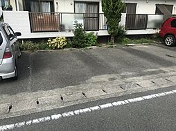 7 / 11