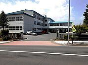 八戸市立白山台小学校 750m