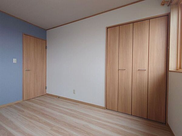 洋室を拡大表示