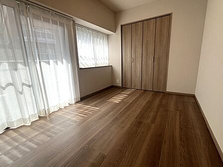 シンプルで落ち着いた内装なので、どんなインテリアでも合いそうですね。