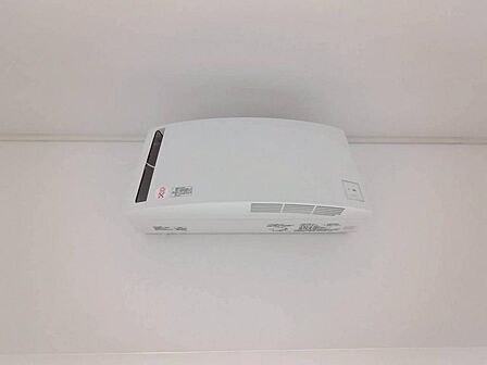 ロスナイにより室内の快適な温度をキープし、エアコンの負担を軽減します。
