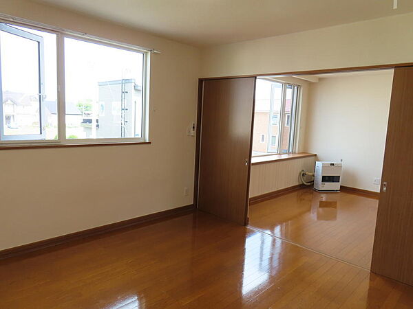 apartment 北海道深川市新光町１丁目8-16
新光町の賃貸情報を見る
物件地図