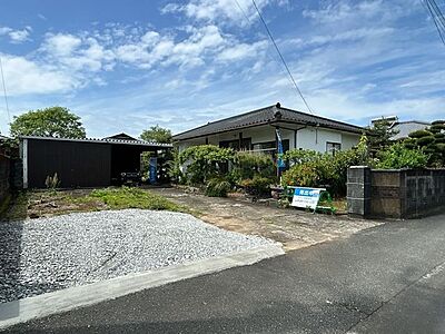 外観:価格には消費税を含みます。自社物件につき随時ご案内可能。内覧希望の方はお電話ください。 外観:価格には消費税を含みます。自社物件につき随時ご案内可能。内覧希望の方はお電話ください。