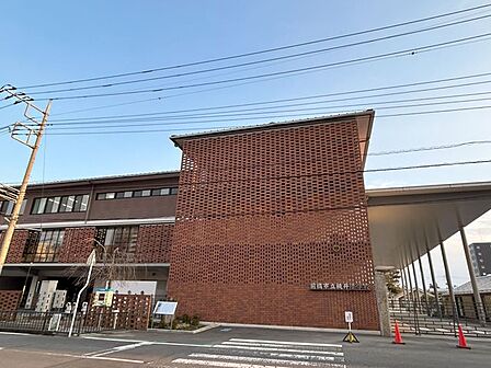 前橋市立桃井小学校まで1400m(徒歩約20分)