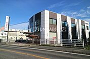 中国銀行中庄支店 1741m