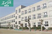 倉敷市立老松小学校 772m