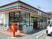セブンイレブン岡山西辛川店 553m