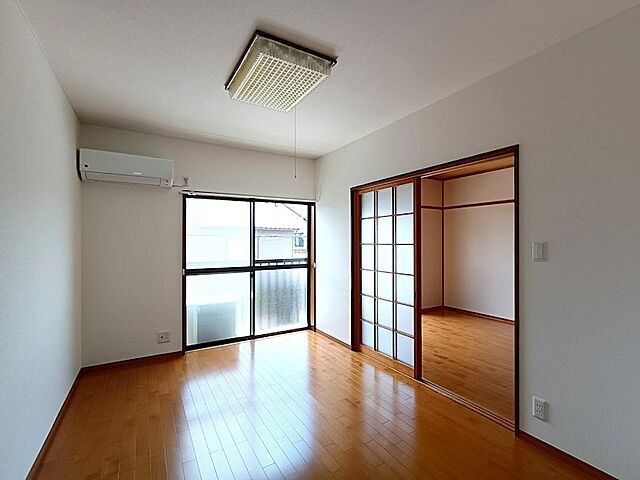 寝室