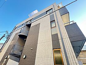 メゾン江坂EAST 303 ｜ 大阪府吹田市垂水町1丁目17番15号（賃貸マンション2LDK・3階・69.84㎡） その1