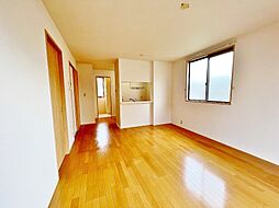 アムール半田　A棟 102 1階2LDKのリビング/ダイニング