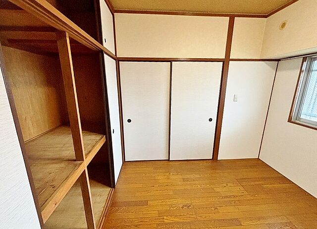 寝室