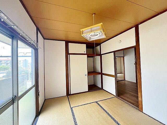 寝室