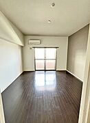 ★洋室8帖★（現況優先）