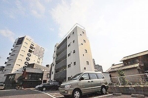 西小倉129 103｜福岡県北九州市小倉北区竪町１丁目(賃貸マンション2DK・1階・35.00㎡)の写真 その1