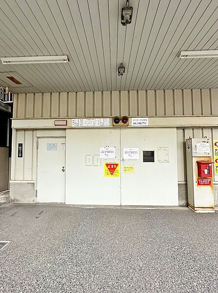 トーマスタワー