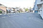 屋外駐車場