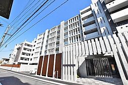 2 / 18