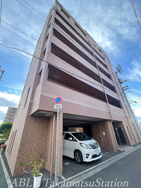 香川県高松市築地町(賃貸マンション1K・4階・33.84㎡)の写真 その1