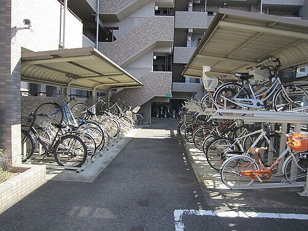 ロイヤルガーデン伏石 ｜香川県高松市伏石町(賃貸マンション3LDK・3階・70.51㎡)の写真 その16