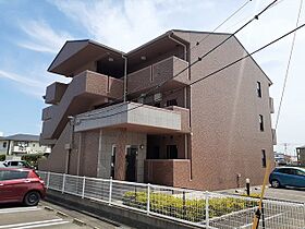 ヴィドゥ　カンパーニュ 103 ｜ 香川県高松市上福岡町748番地1（賃貸マンション1K・1階・34.00㎡） その1