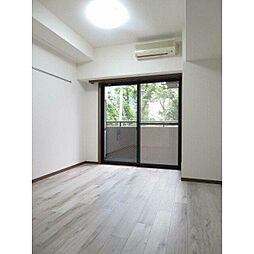 グランド・ガーラ渋谷 4階1Kのリビング/ダイニング