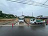 外観：前面道路含む現地写真