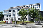 豊岡市役所本庁舎（204m）
