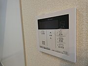 給湯器リモコン※同タイプ3階のお部屋のお写真です。