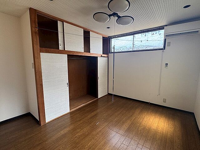 寝室
