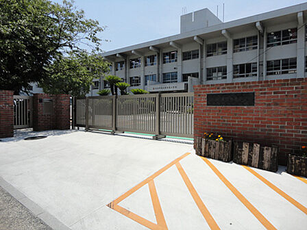 広島市立五日市東小学校:徒歩6分(約450m)