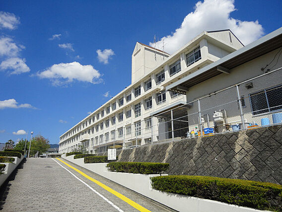 広島市立井口台...