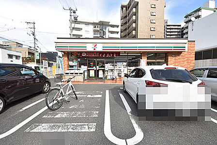 セブンイレブン 広島三篠1丁目店:徒歩3分(約250m)
