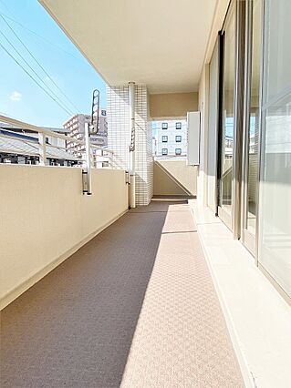 南西向きに面し...