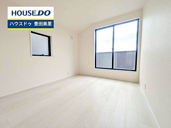 洋室を拡大表示