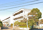 土南部小学校（739m）