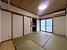寝室：和室6帖